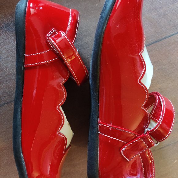 See Kai Run Unisex-Child Savannah Mary Jane Flats, Red - Picture 3 of 6